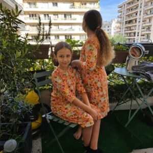 maillot tsniout enfant fleurs rose tee shirt (copie)